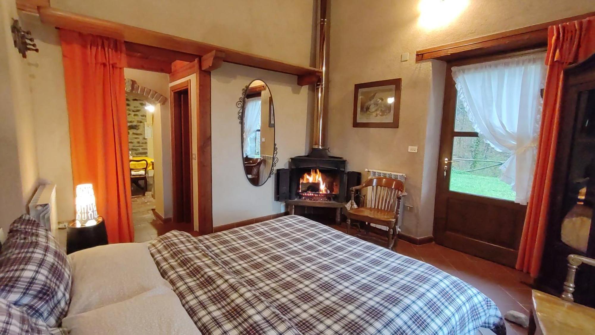 La Casa Del Sarto - Federicofarm Villa Pontremoli Room photo